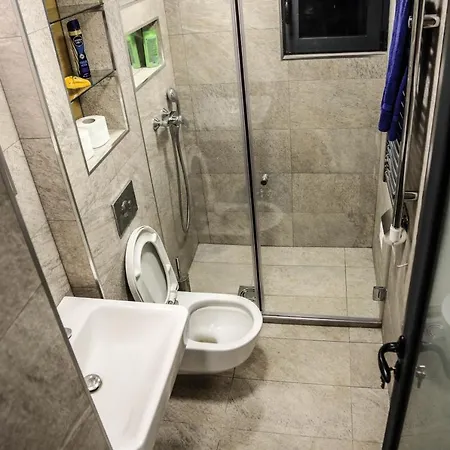Mariner Boathouse Apartment Belgrade
